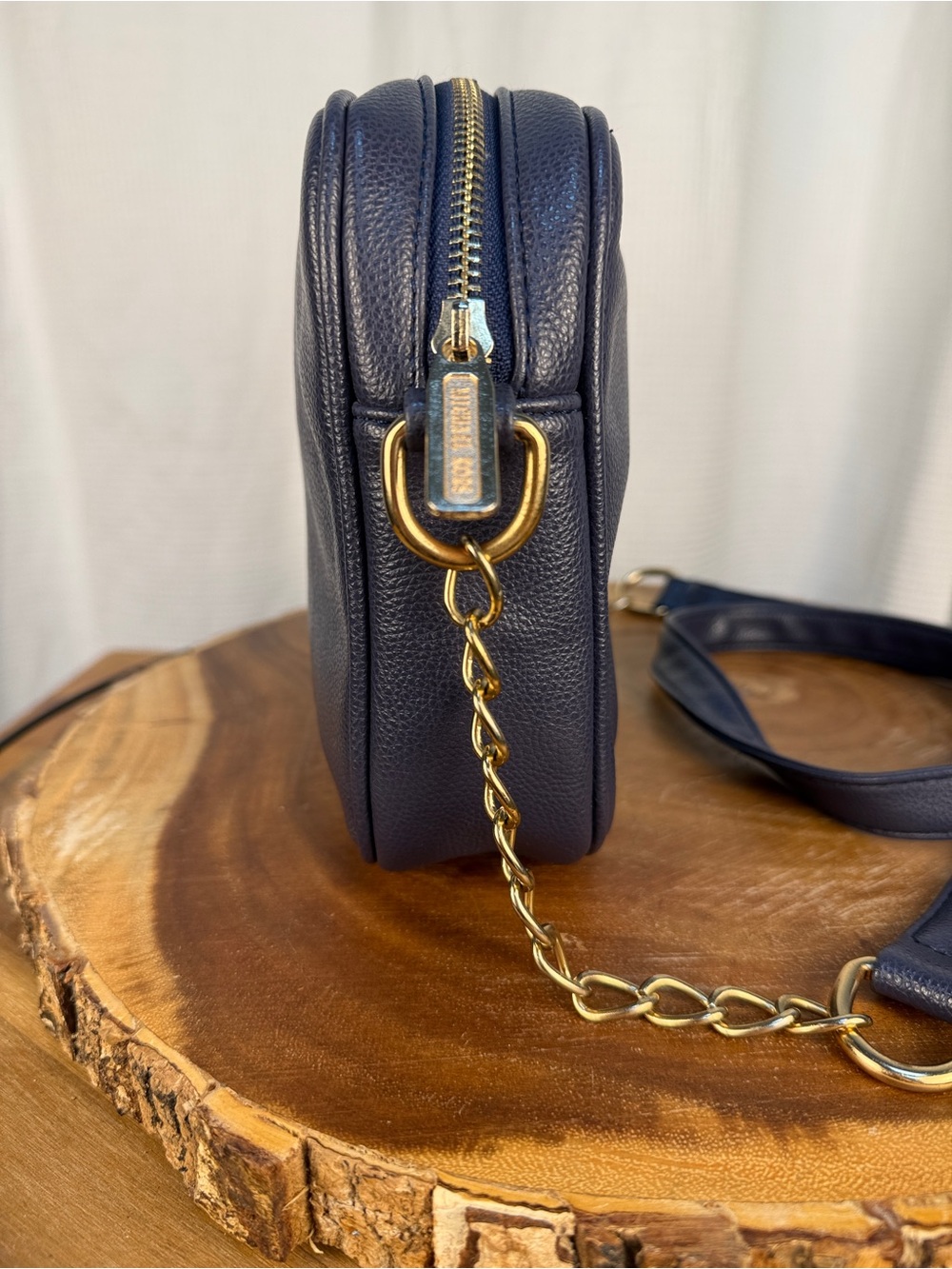 Michael Kors Navy Pebble Leather Jet Set Crossbody Camera Bag + Gold Chain - EUC - Picture 6 of 15